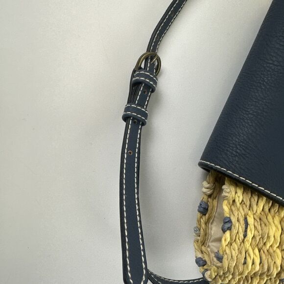 Universal Thread Straw Purse Flap Snap Blue Faux Leather Yellow Striped Small - Picture 6 of 14